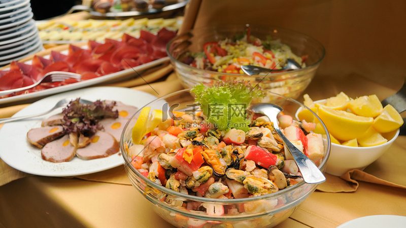 揭秘非油炸膨化食品：健康选择背后的秘密
